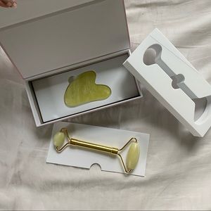 2 in 1 Jade Roller (new in box, unused)